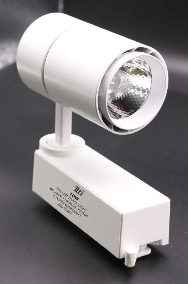 Trrack-Light-10W-4-600x906